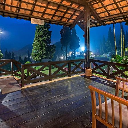 Grand Whiz Hotel Bromo Ngoại thất bức ảnh